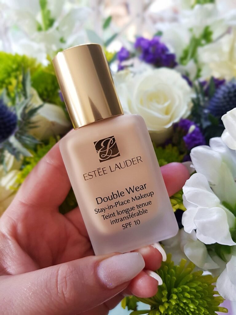 Best Foundations for Oily Skin with SPF in 2025 | Top Picks for Long-Lasting Matte Coverage 2 Best foundations for oily skin with SPF
