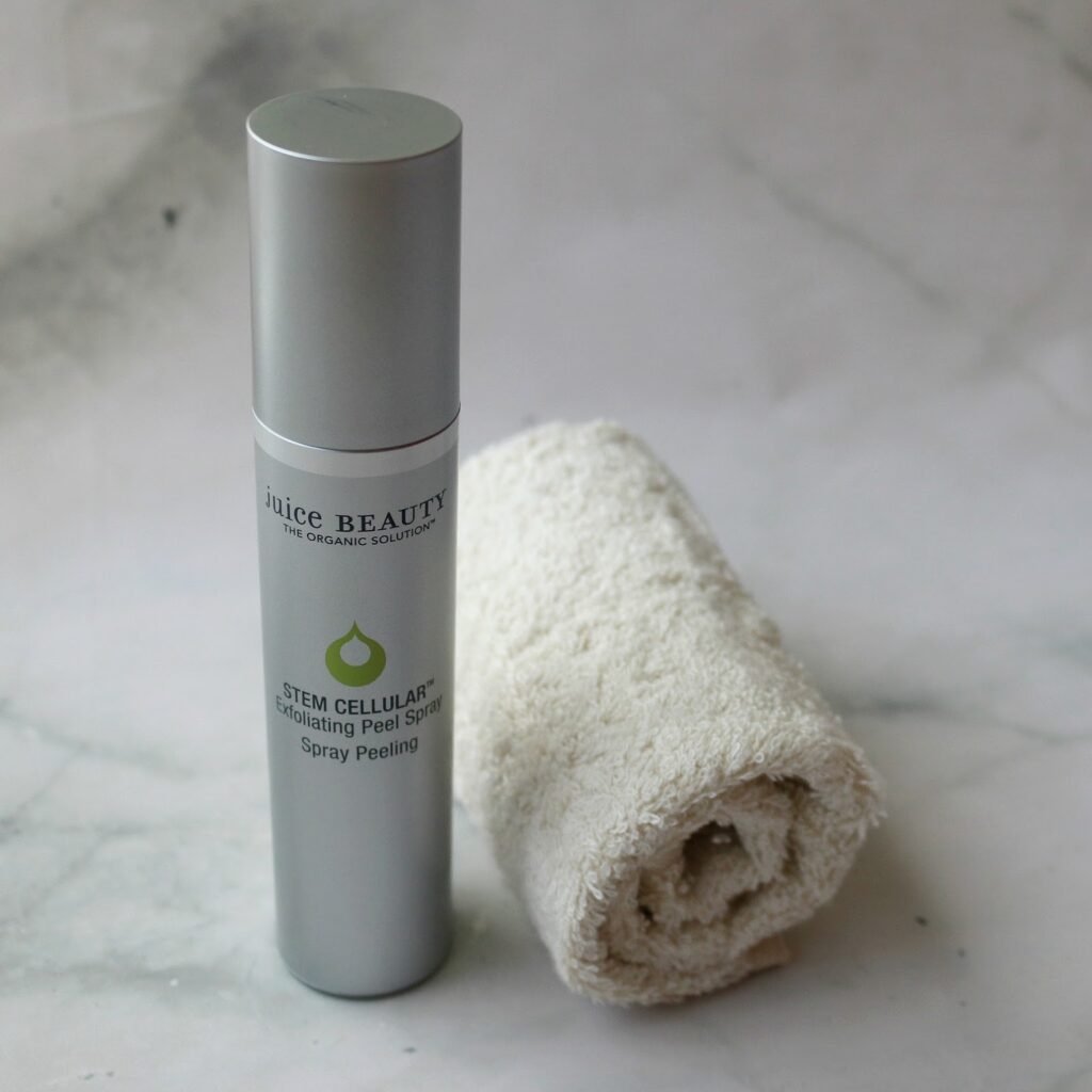Best Clean Beauty Products for Teens Reviewed in 2025 2 juice beauty stem cellular exfoliating peel spray