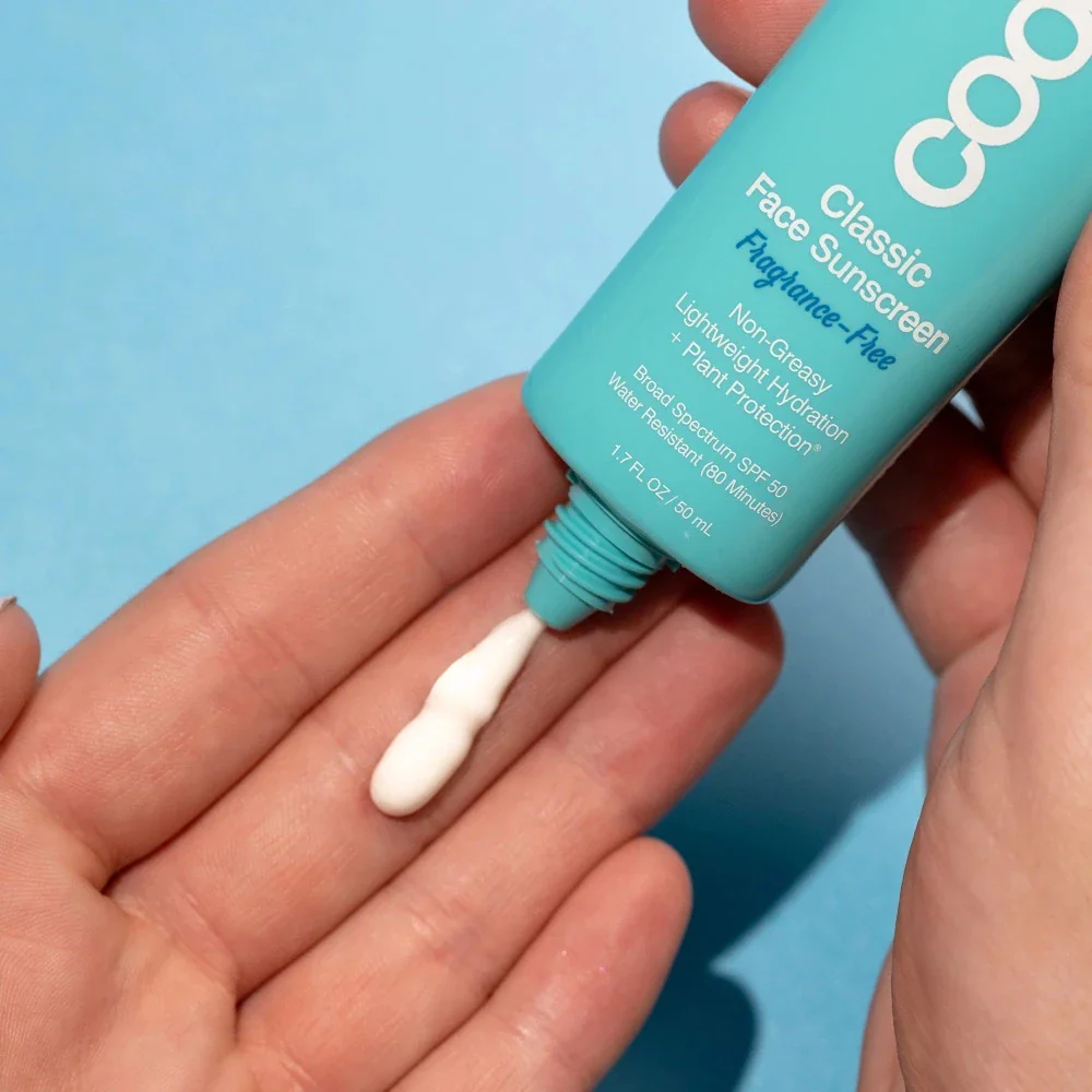 Best non-greasy face sunscreen 2025